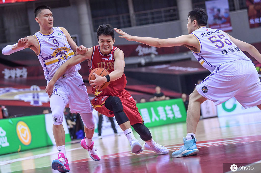 里程碑夜！北京国安手感冰凉；欧联今夜刷纪录；压力陡增；年轻球员得到机会 -爱游戏体育平台