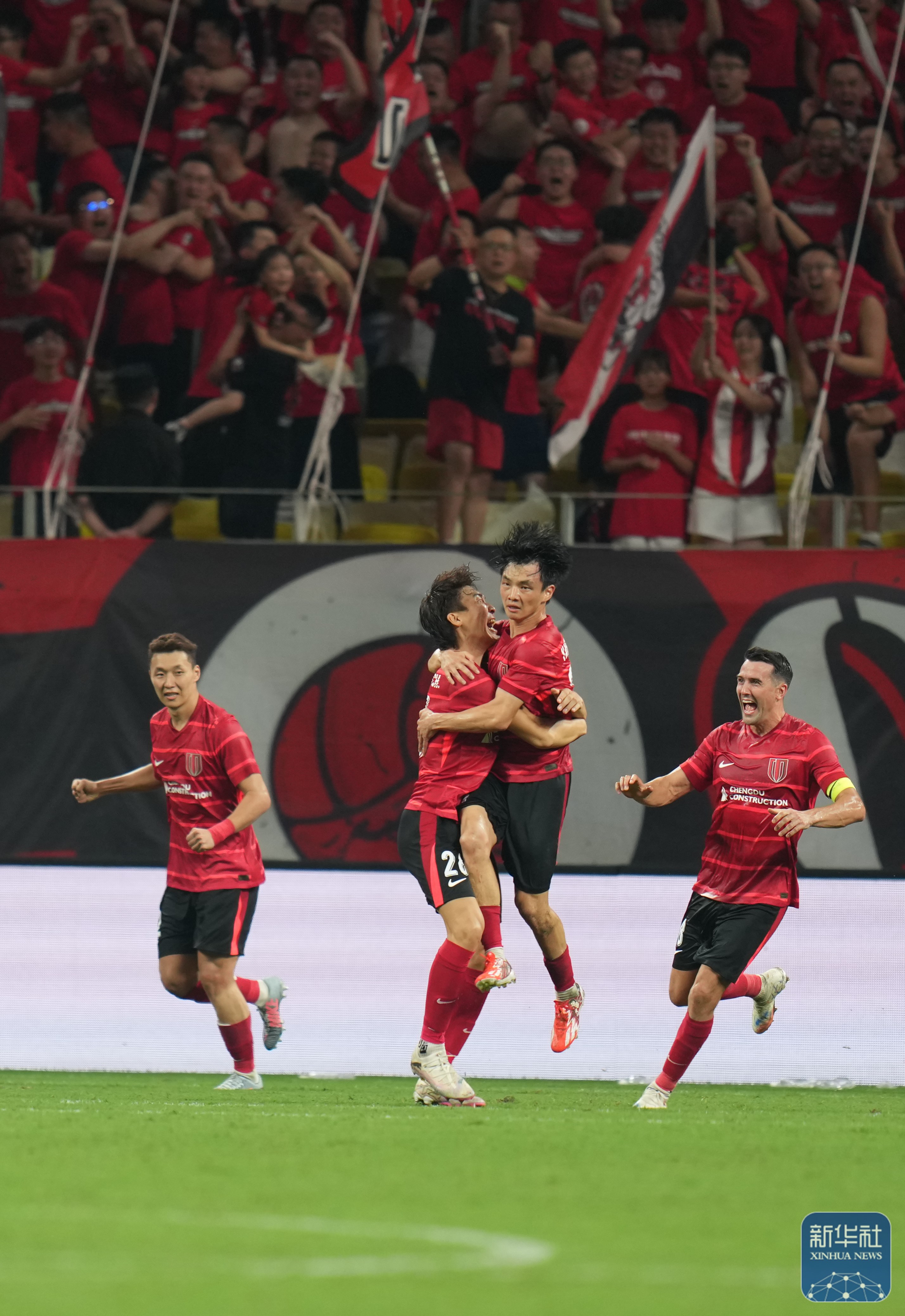 欧联冲刺阶段走向成谜；成都蓉城刷新队史纪录；震撼外界；球探报告显示潜力(欧联杯即时比分)-爱游戏登录入口